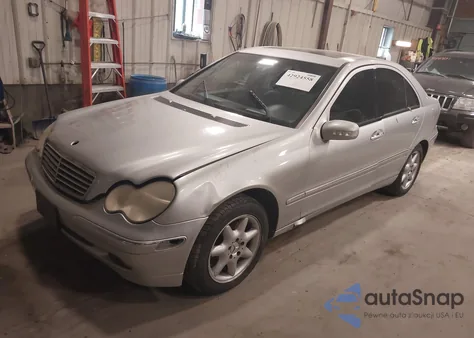 2004 Mercedes-Benz C 240 from USA, damaged, VIN WDBRF61J94A629450